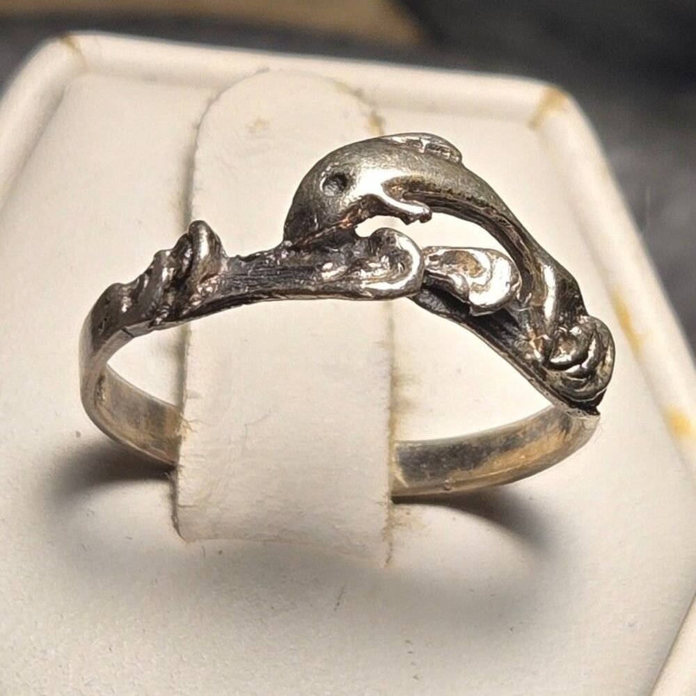 Dainty Dolphin Vintage Ring Sz 8.5